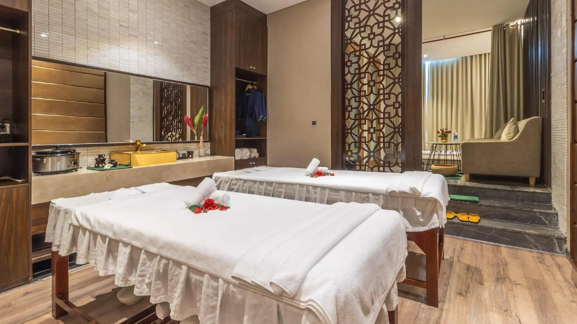 Golden Bay Apartment Ocean View Da Nang Vietnam